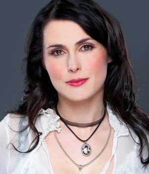 Sharon Den Adel Wiki Age Body Measurements Photos Myinstagirls