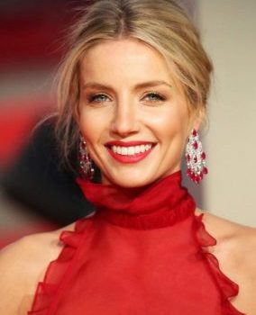 Annabelle Wallis - Wikipedia